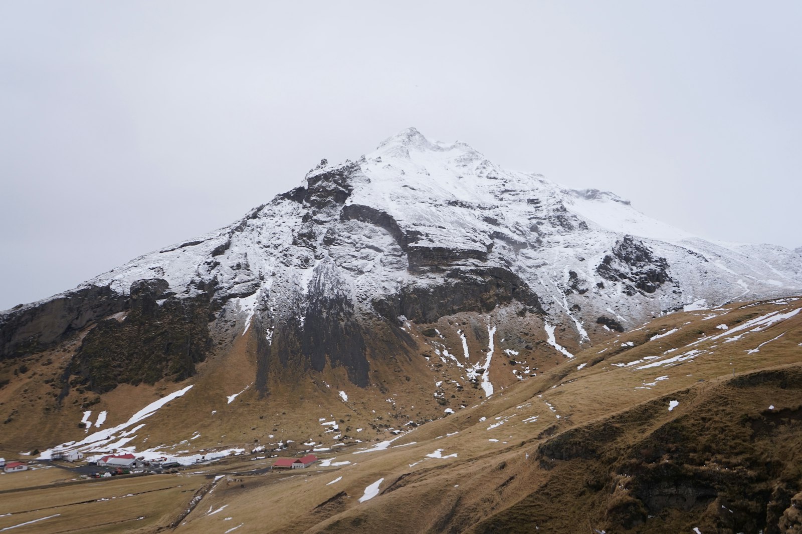 Sony a7 + Sony FE 28-70mm F3.5-5.6 OSS sample photo. Snowy mountain photography