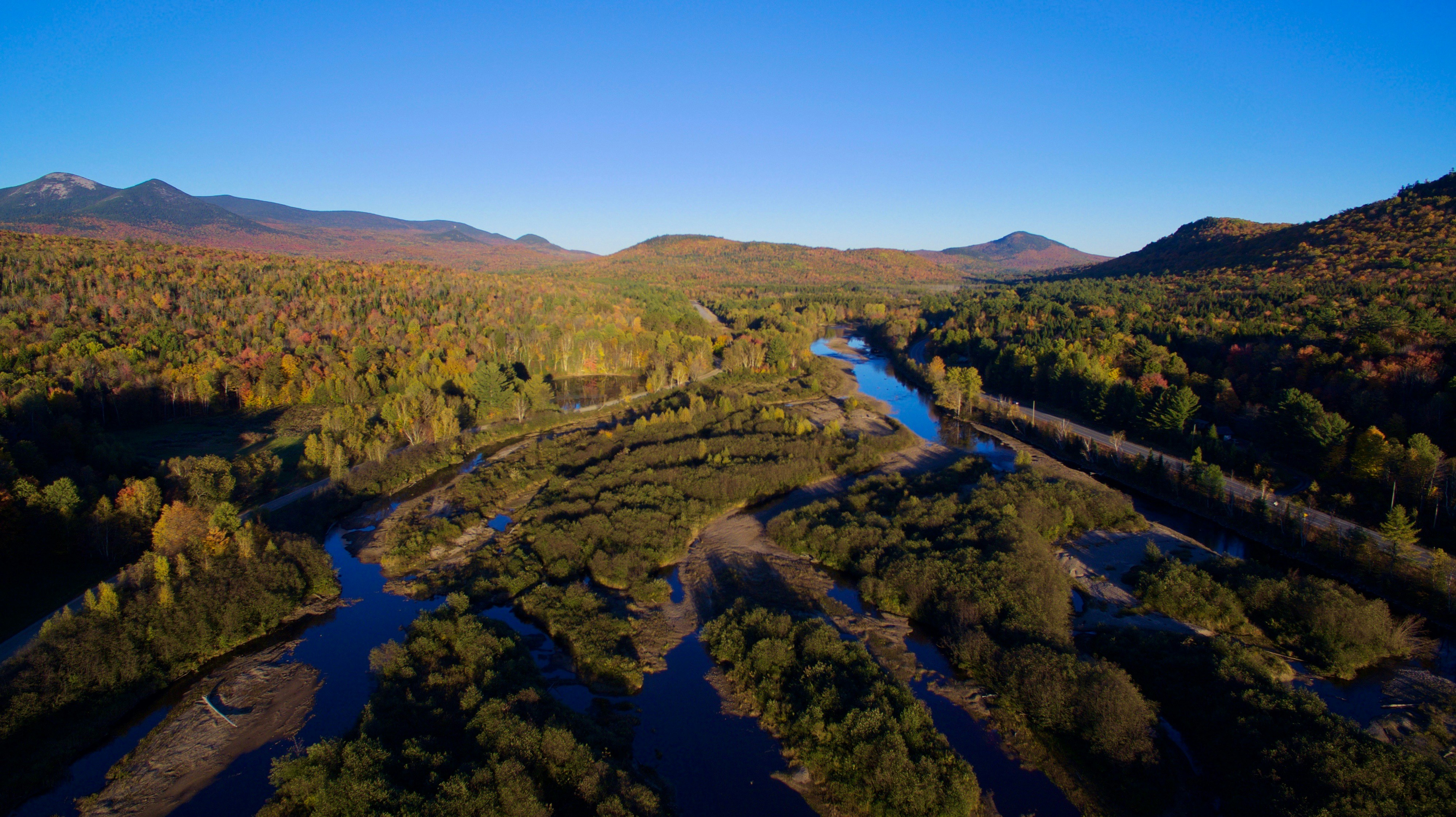 Free Unsplash photo from Derek Thomson