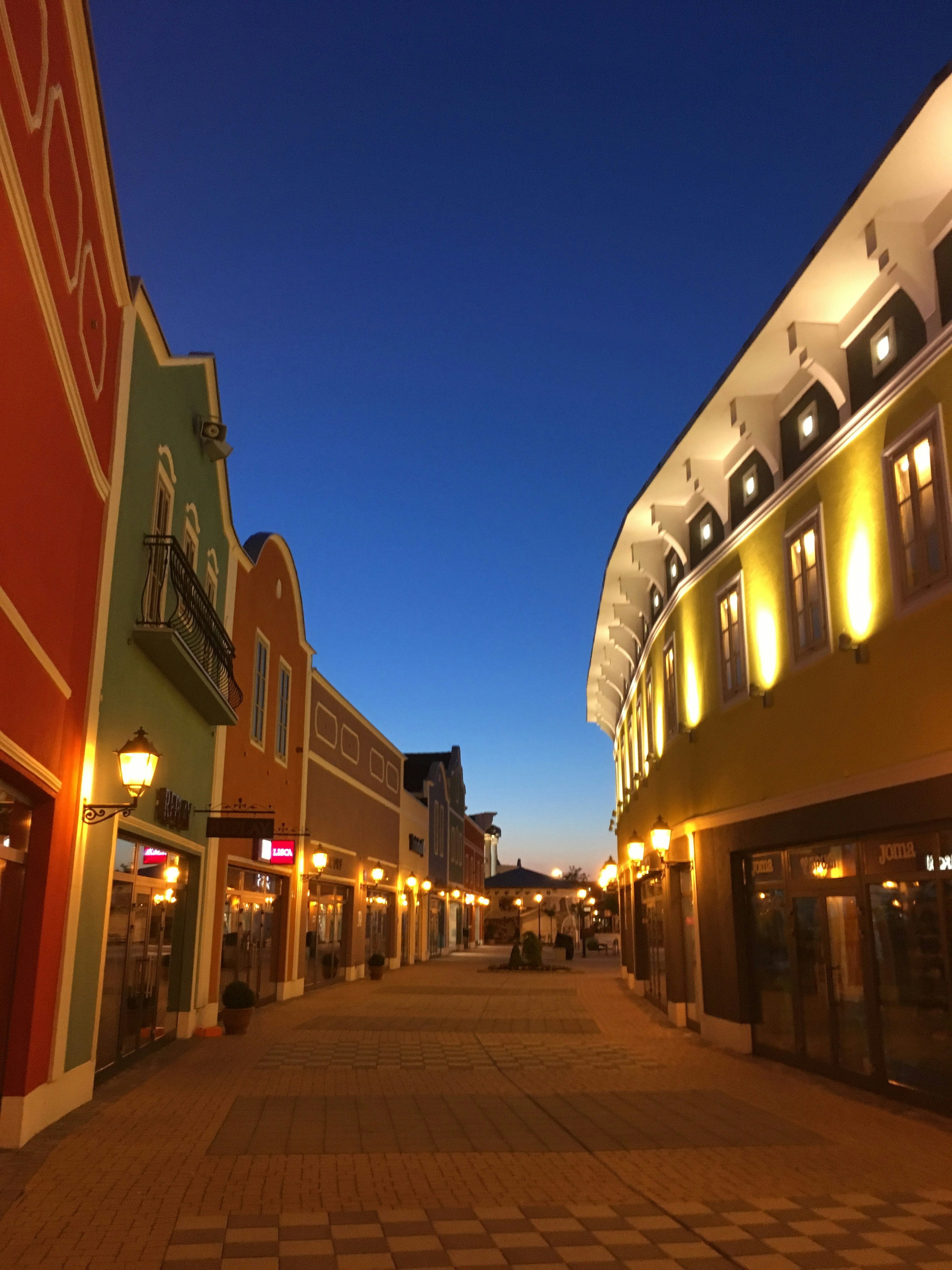 Free Unsplash photo from Martin Mikuljan