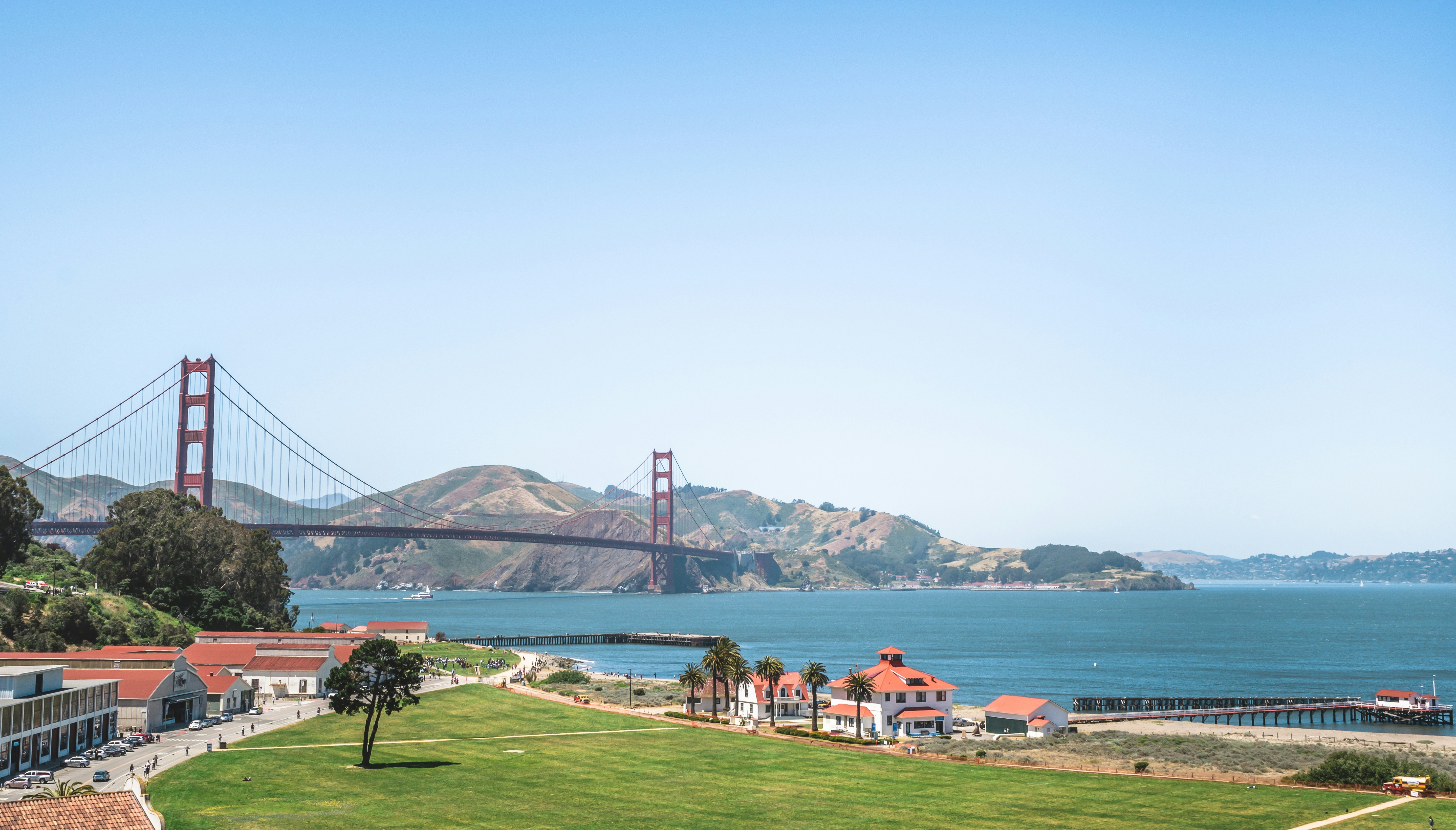 photo-1496202383091-adefe0d902ea?ixlib=rb-1.2.1&ixid=eyJhcHBfaWQiOjEyMDd9&auto=format&fit=crop&w=1756&q=80