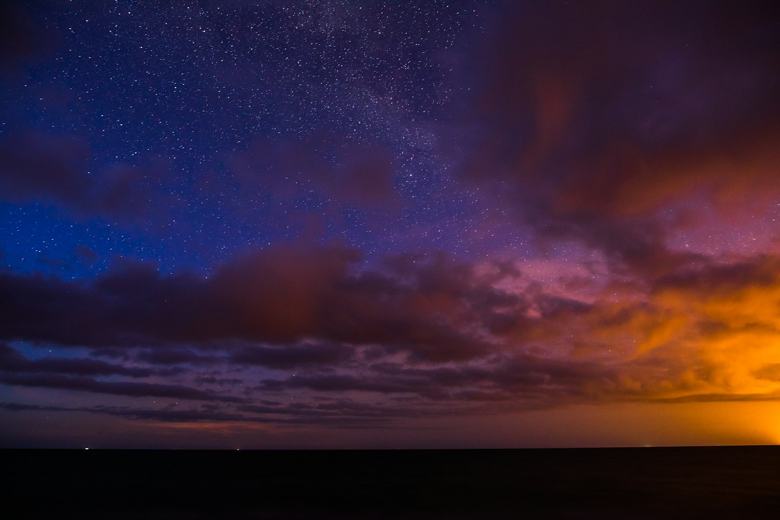 Sigma 20mm F1.4 DG HSM Art sample photo. Calm sky photography