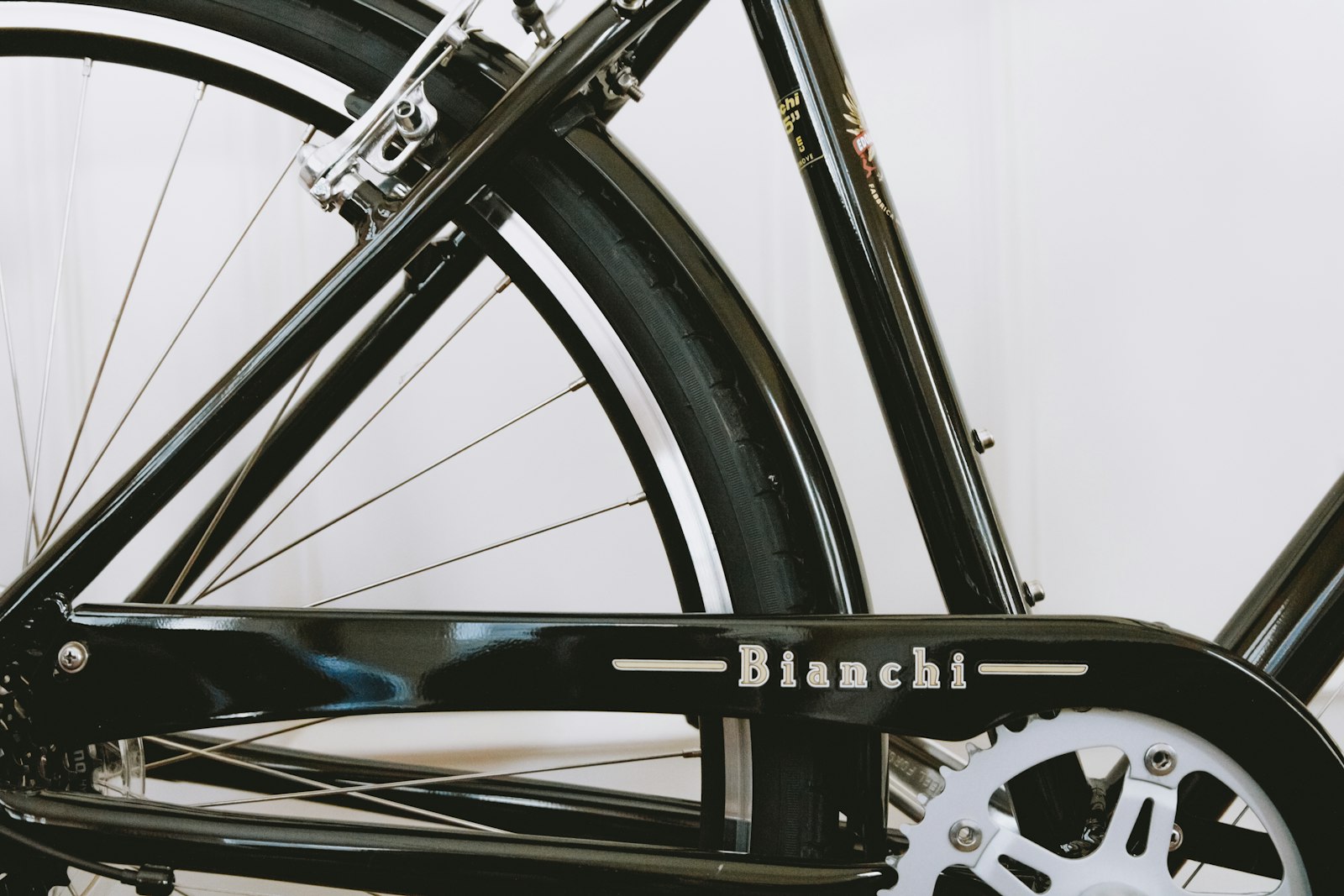 Canon EOS 760D (EOS Rebel T6s / EOS 8000D) sample photo. Black bianchi bicycle frame photography