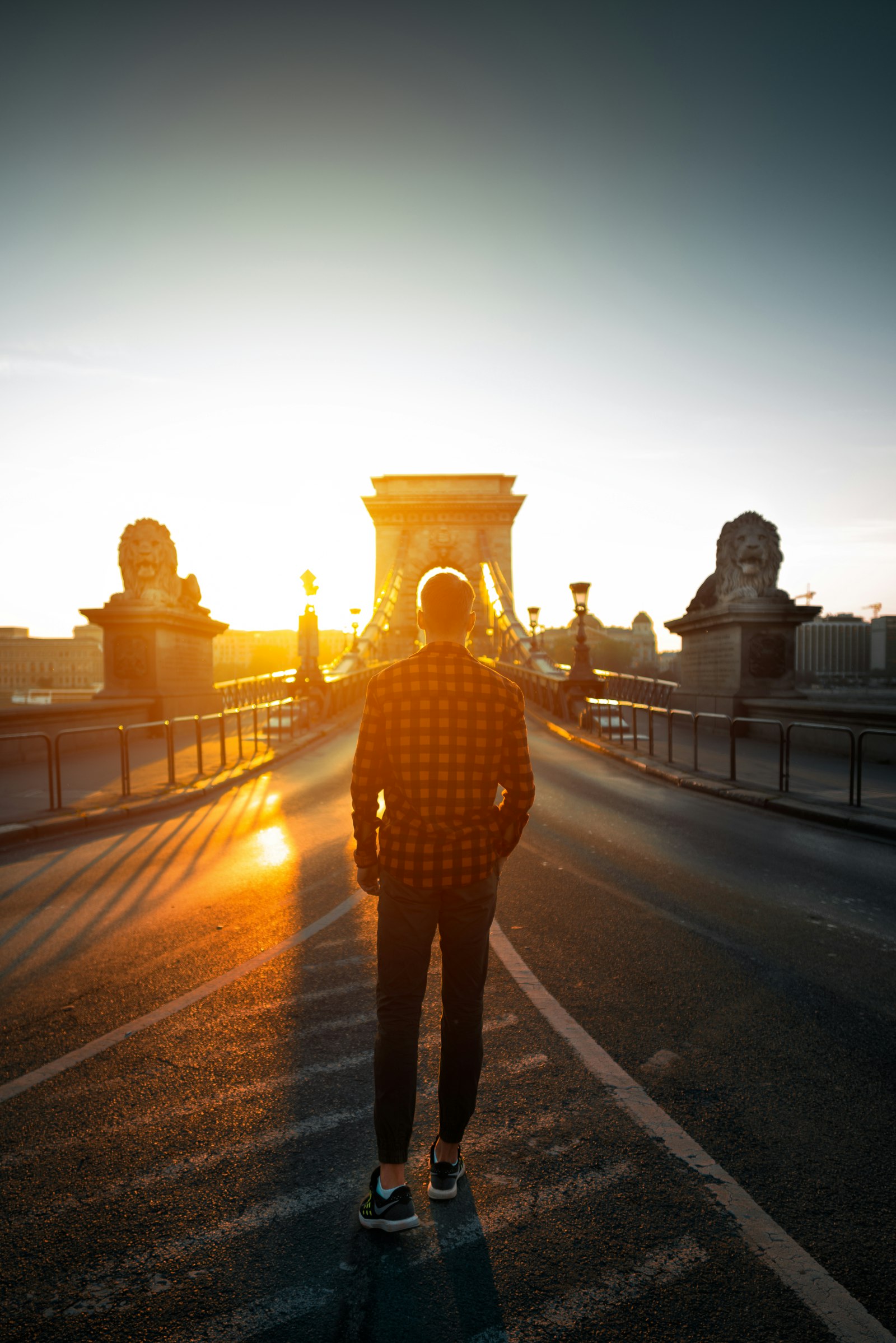 Nikon D800 + Nikon AF-S Nikkor 20mm F1.8G ED sample photo. Man walking pn bridhe photography