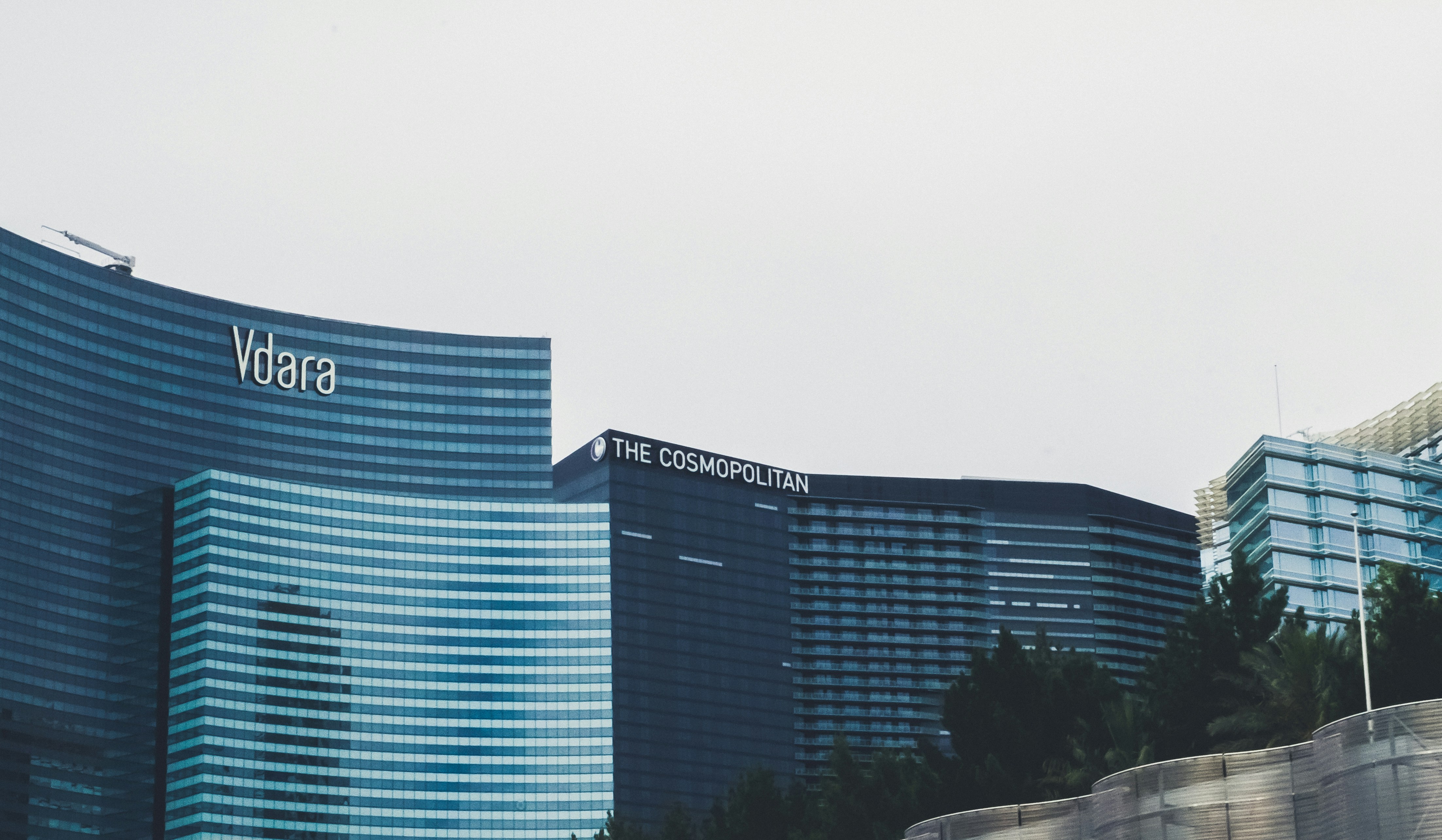 photo-1496298470327-99b57abfc176?ixid=M3wxMjA3fDB8MXxzZWFyY2h8Nnx8bnYlMjBjYXNpbm98ZW58MHx8fHwxNzYyNDE1ODYxfDA\u0026ixlib=rb-4.1.0