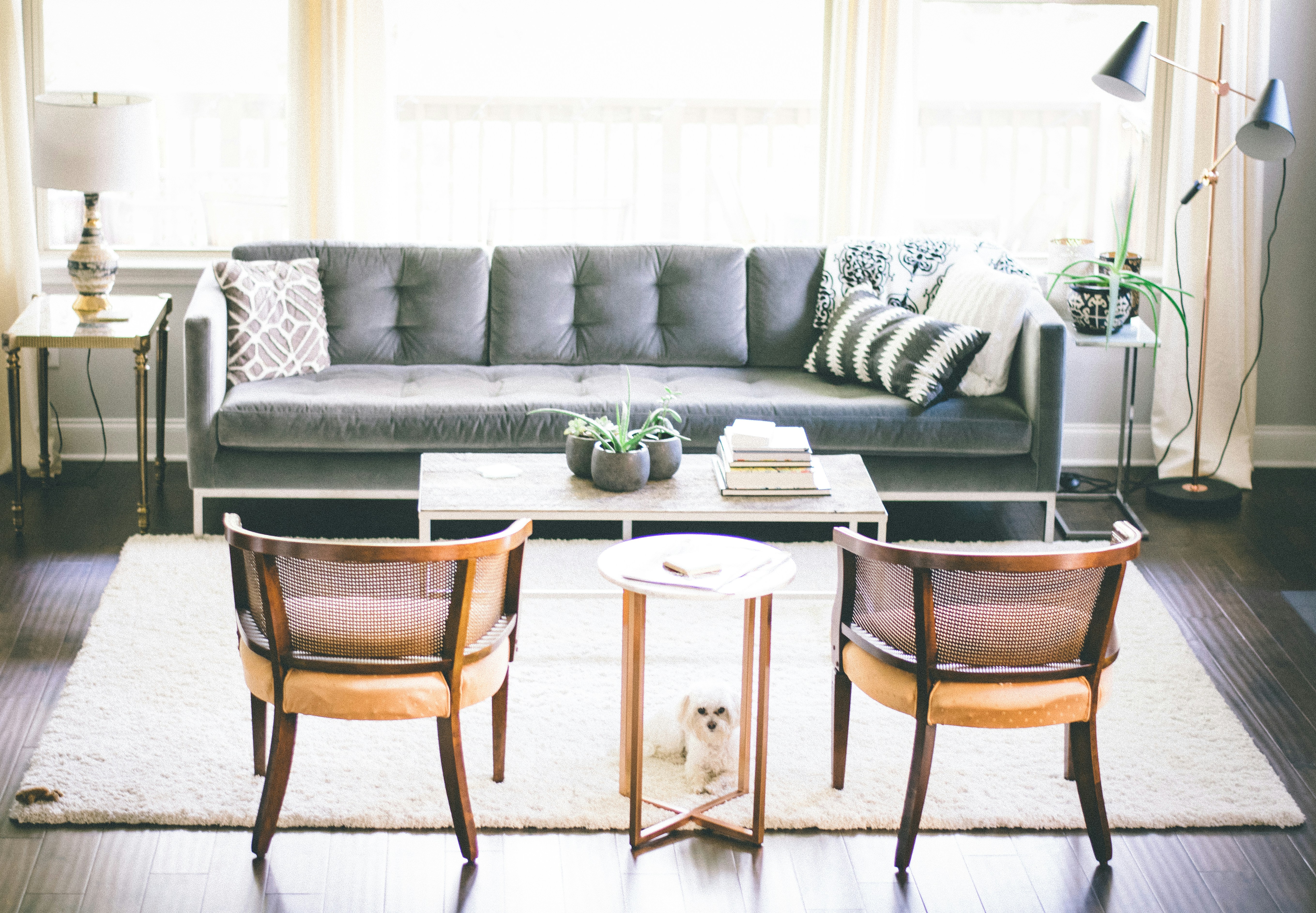 Mosiężne dodatki no najnowszy trend w aranżacji wnętrz