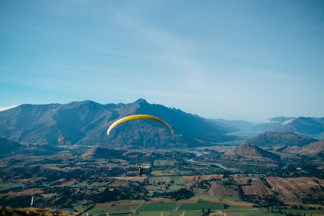 travelers stories about Paragliding in Queenstown, New Zealand