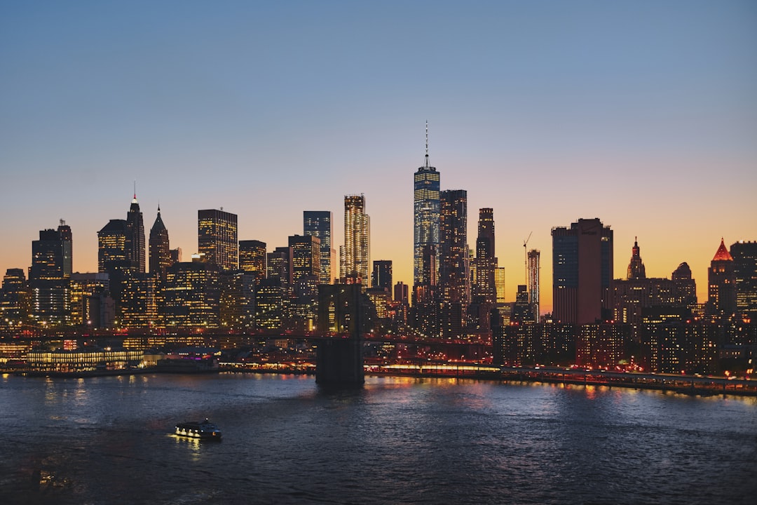 panoramic photography of Brooklyn Bridge, Manhattan in the distance