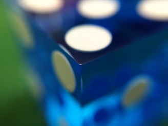 A stunning close-up of chengshuo's intricate metal dice design.