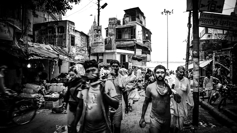 Best Neighborhoods to Stay in Varanasi: Where to Book and What to Expect