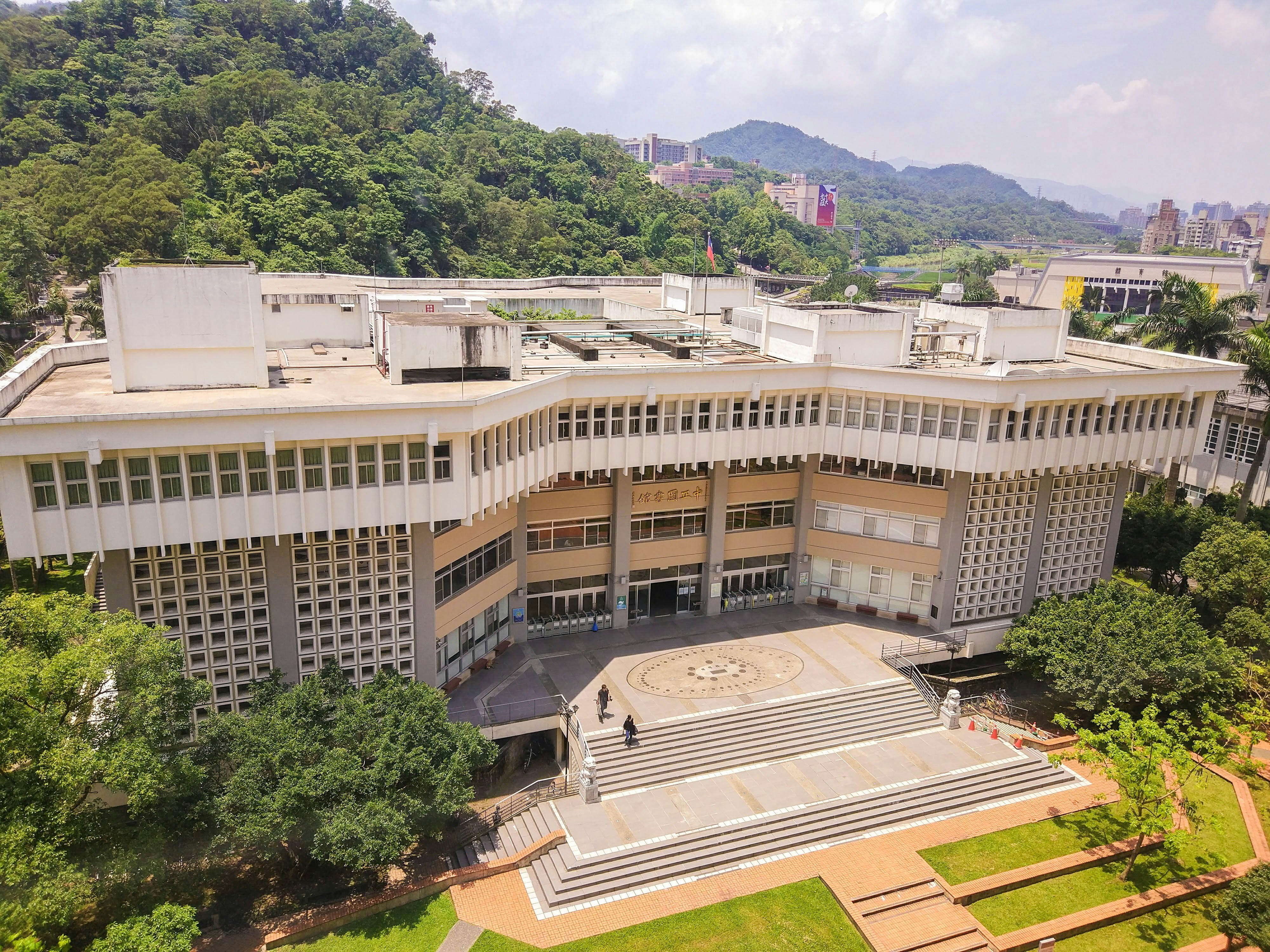 Free Unsplash photo from Billy Wei