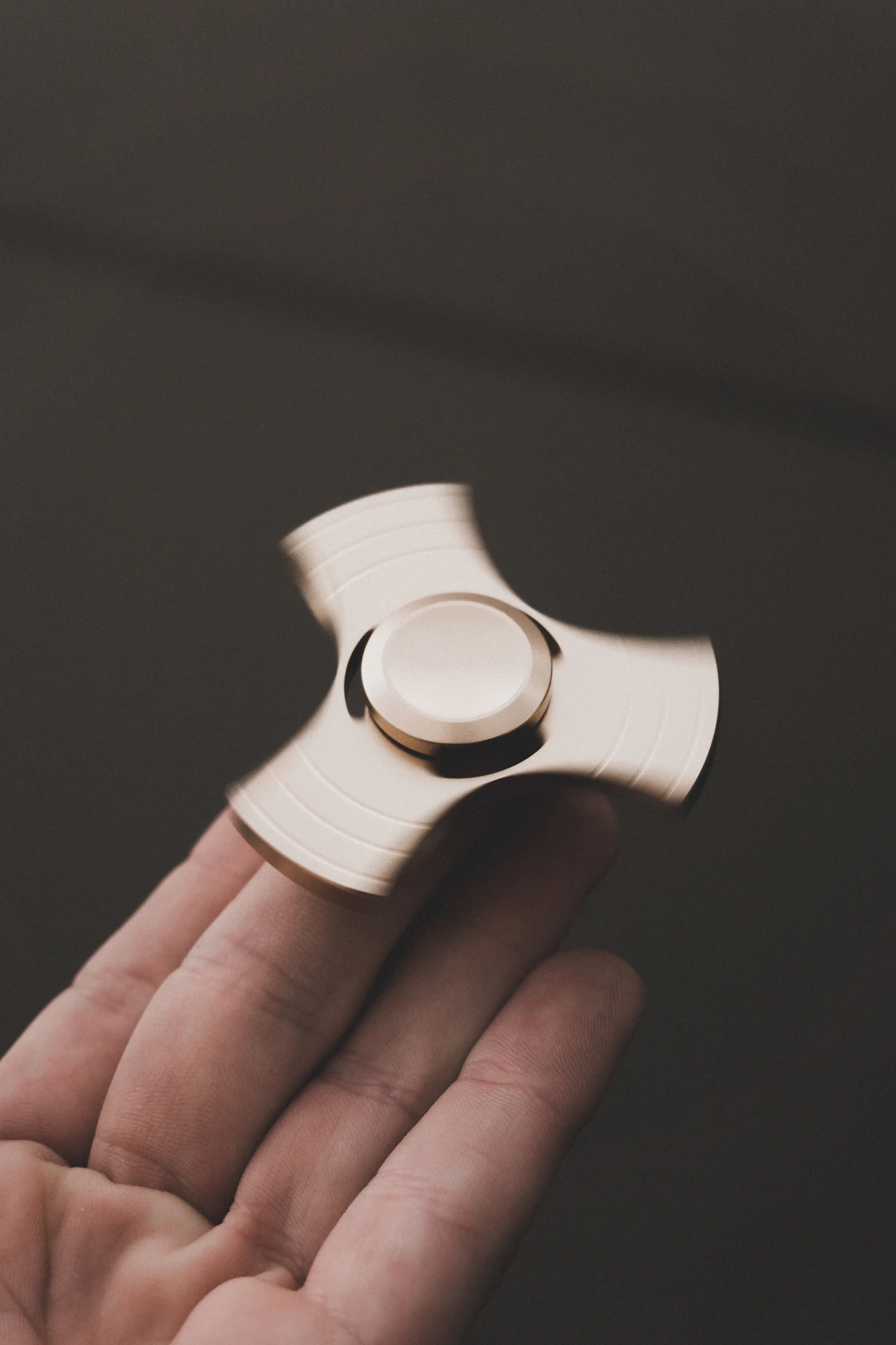 How to Flick a Virtual Fidget Spinner Online