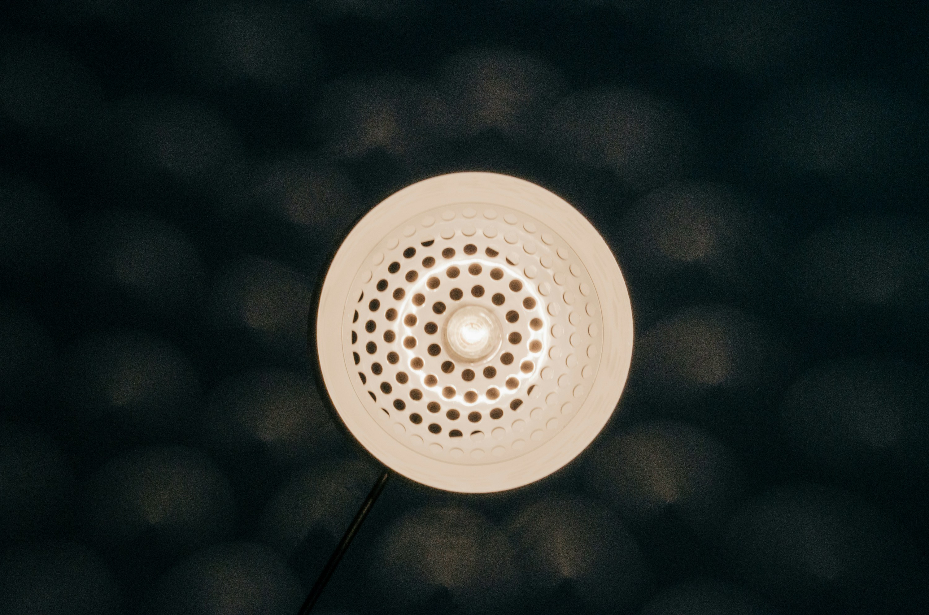 lightbulb moment or connecting dots - entrepreneur mindset development