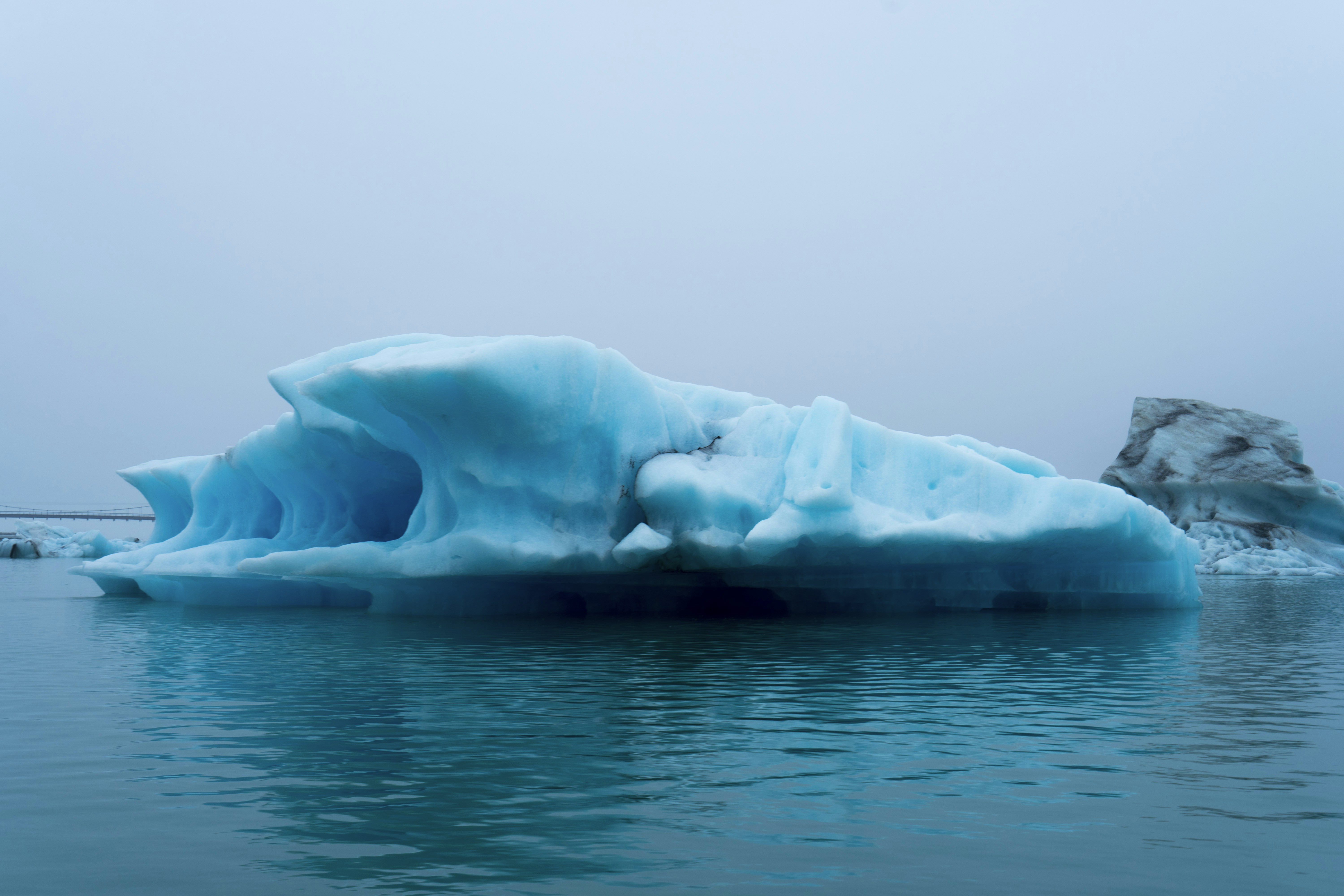 Free Unsplash photo from Andy Wang