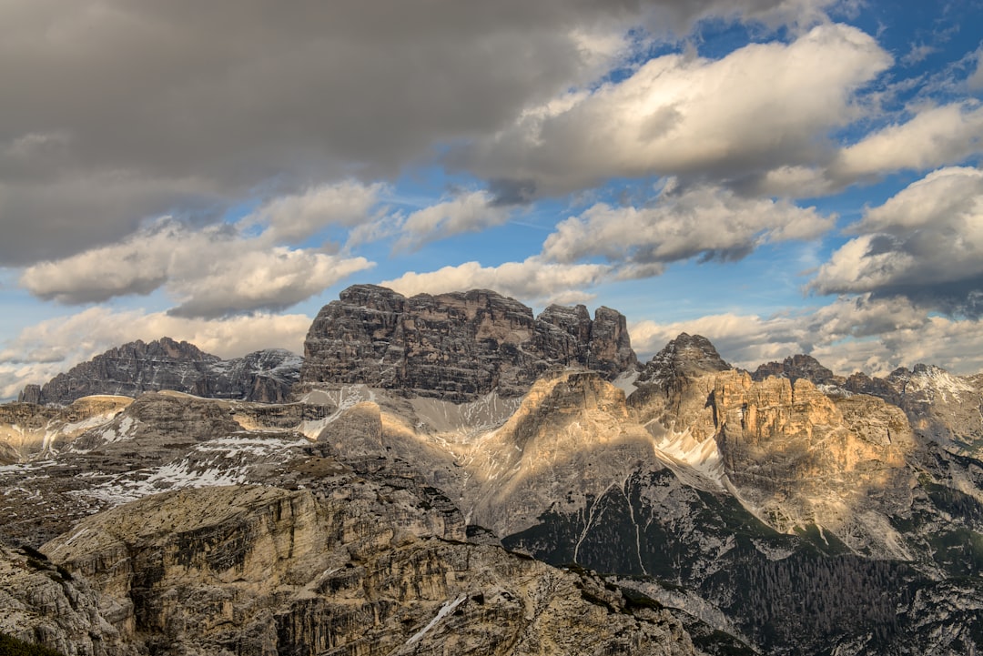 landscape photography of snow covered mountain