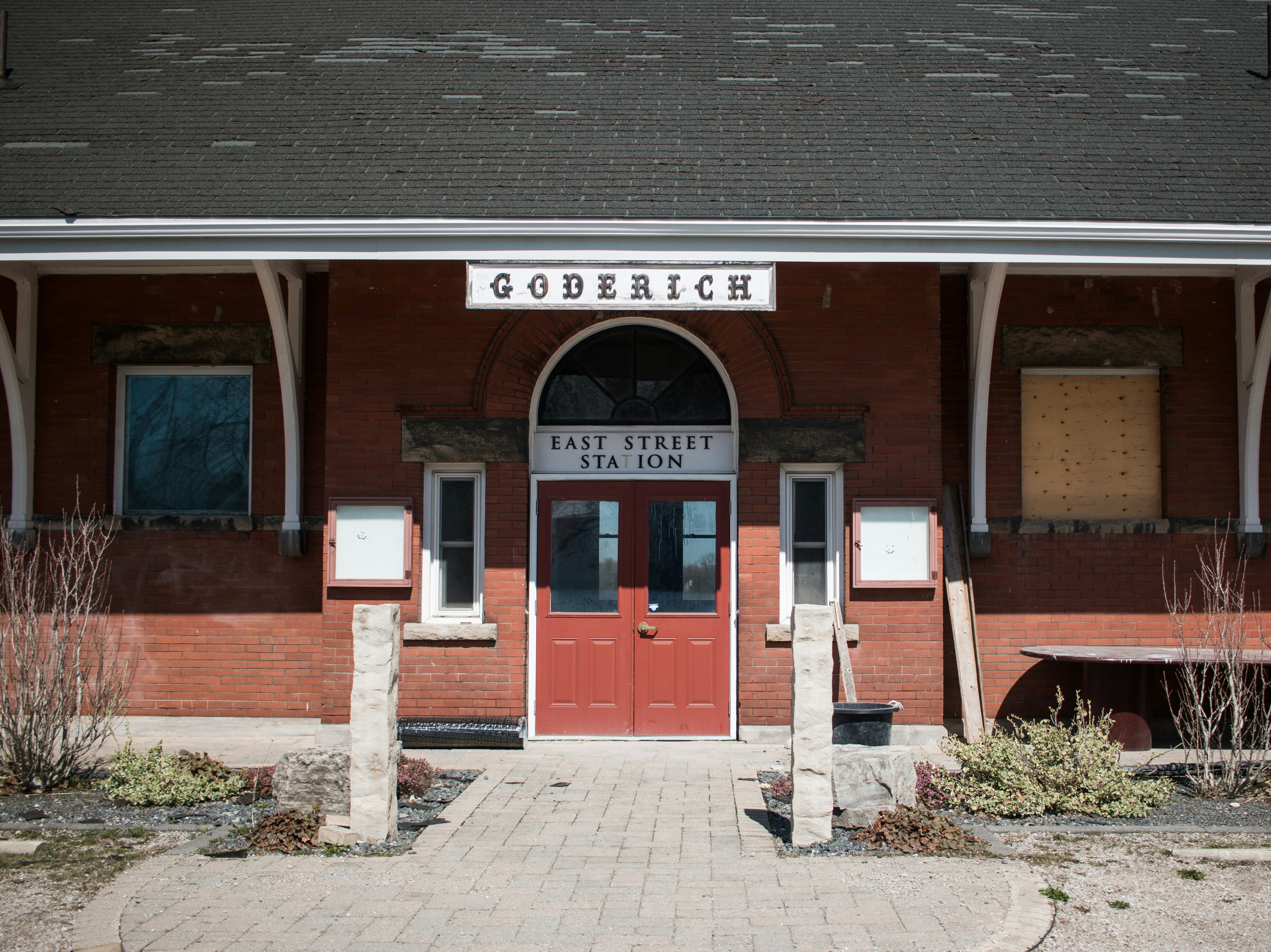 Free Unsplash photo from Dylan McLeod