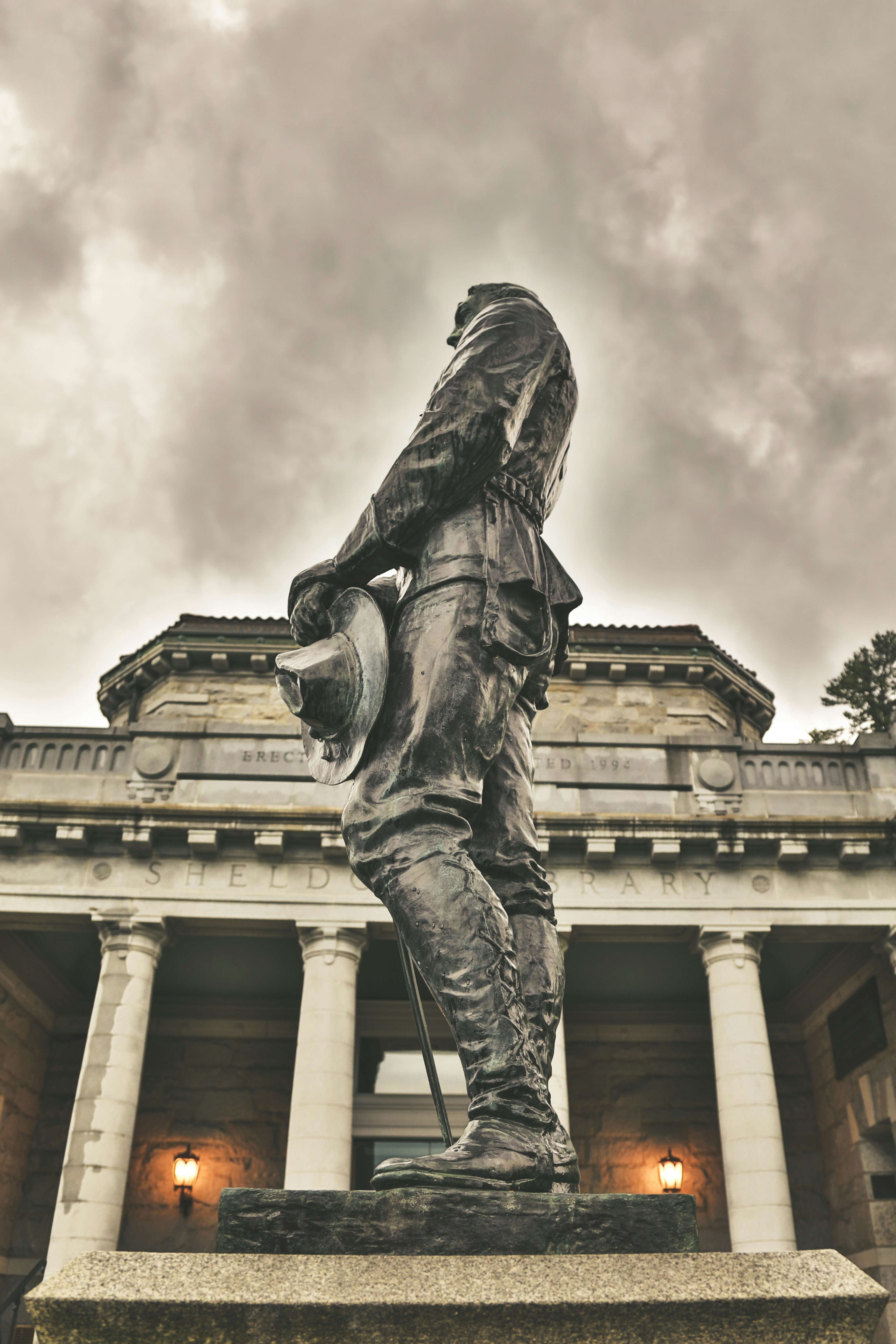 Free Unsplash photo from Derek Thomson