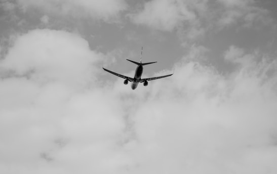 An illustration of cloud migration processes.