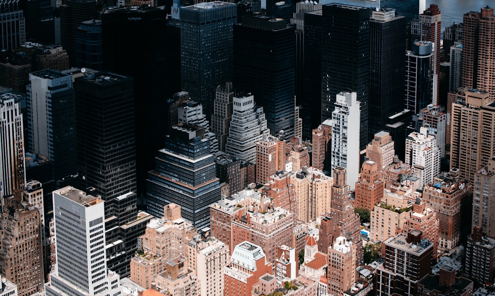 fotografia aérea de edifícios