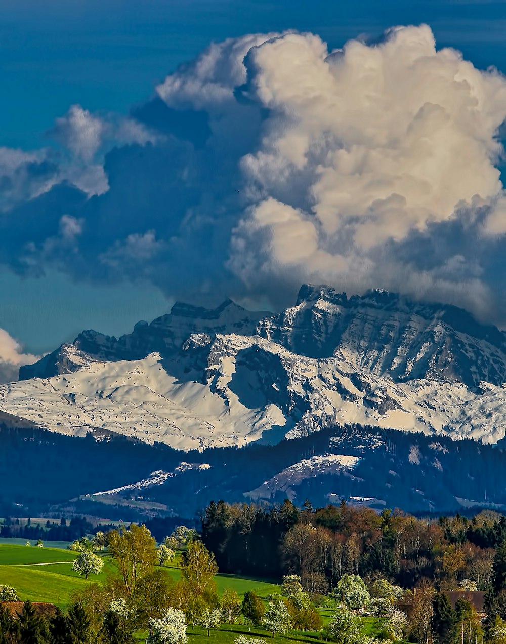 grey mountain during daytime