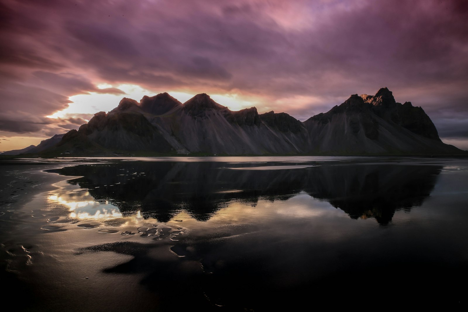 Canon EF 16-35mm F2.8L III USM sample photo. Mountains reflecting on body photography