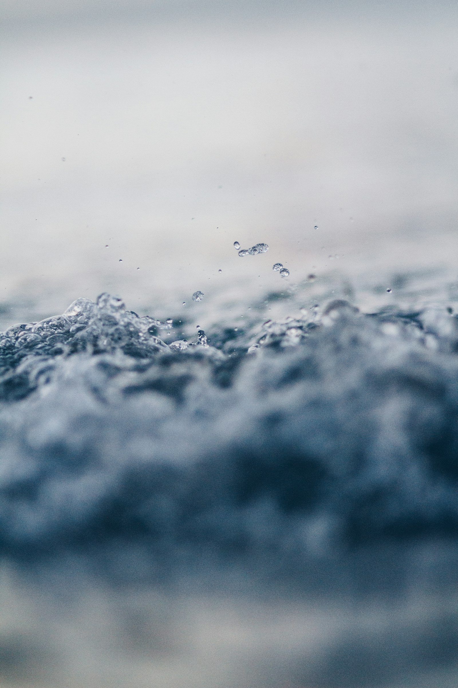 Canon EOS 7D + Canon EF 85mm F1.8 USM sample photo. Closeup photo of water photography