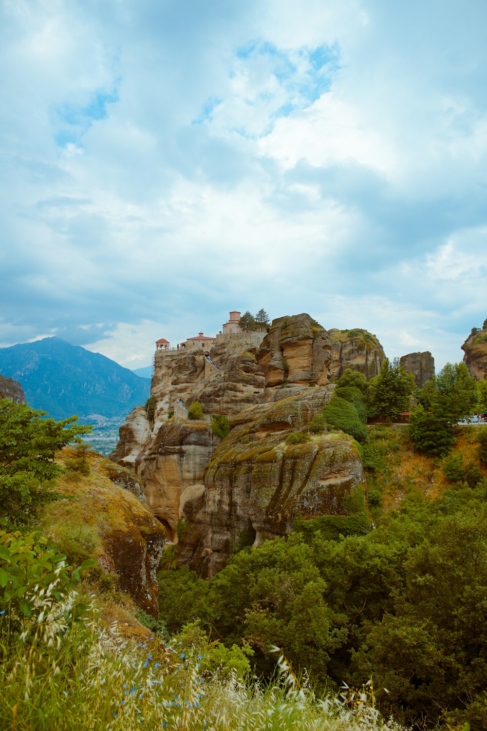 landscape photography of green and brown mountain