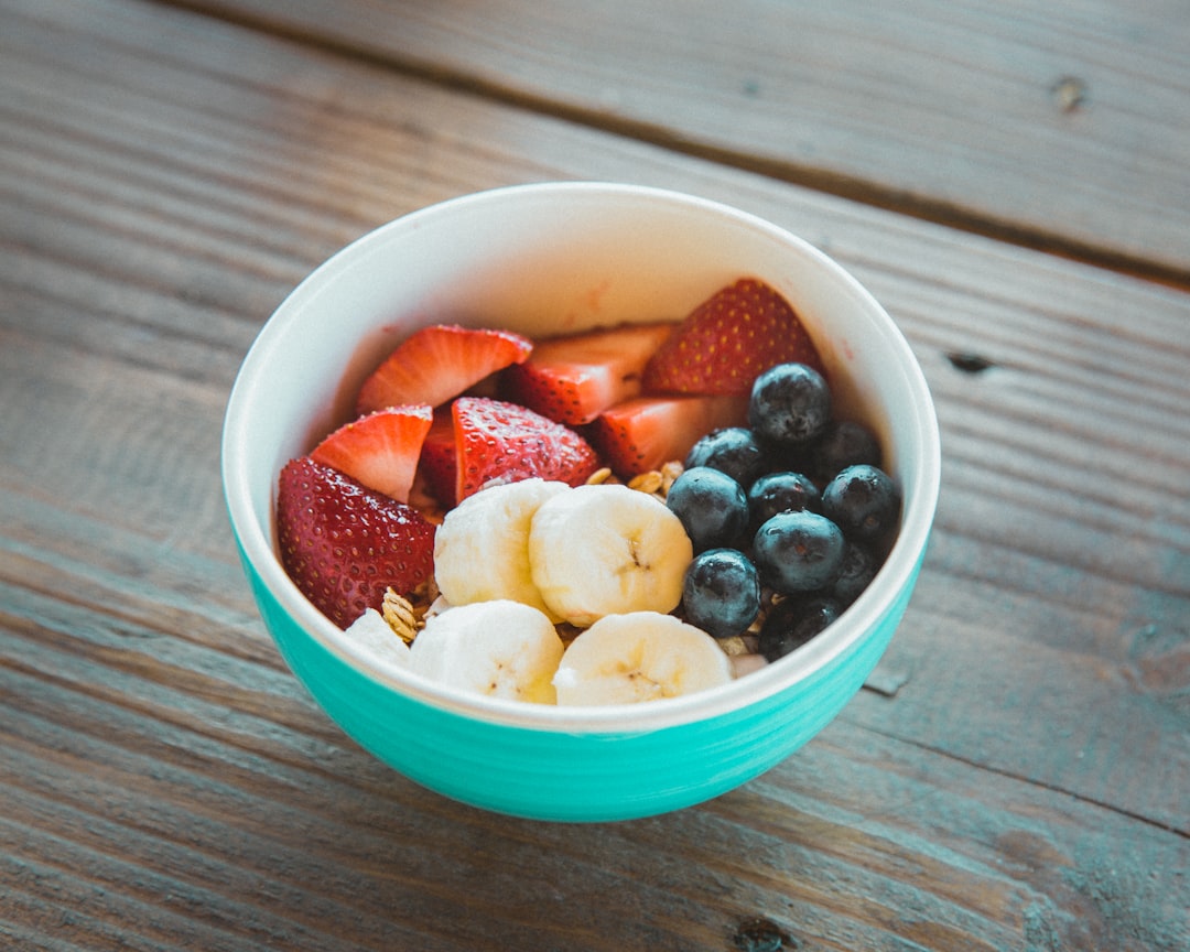 close-up photo of fruits on bowl