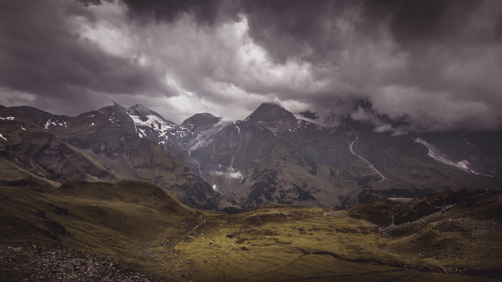 Pentax K-S2 + smc PENTAX-DA L 18-50mm F4-5.6 DC WR RE sample photo. Landscape photography of mountain photography