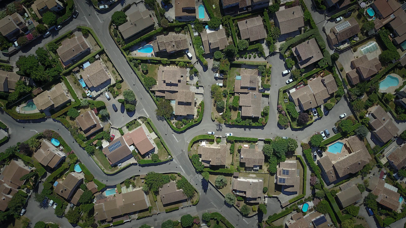 Aerial view of tile-roofed homes in a Central Florida neighborhood