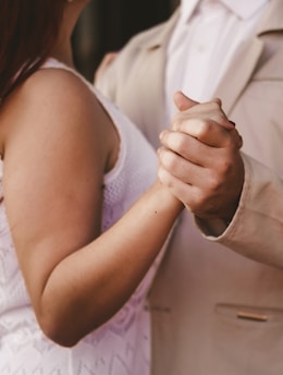 couple dancing