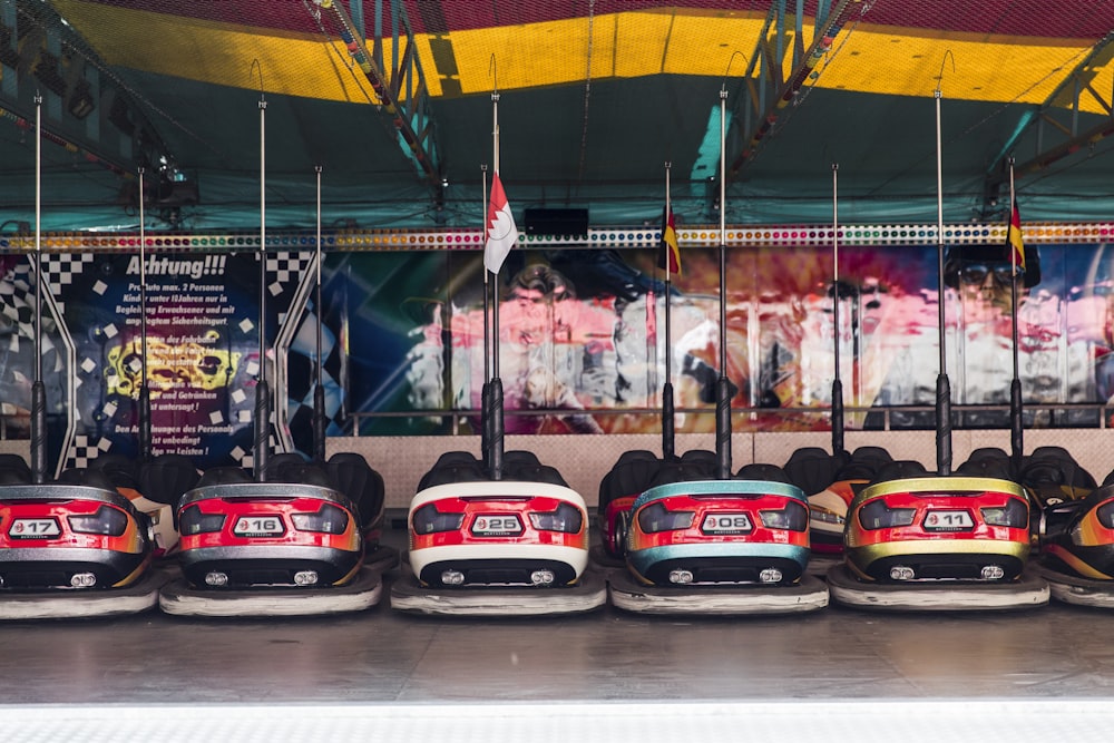 Coches de choque aparcados