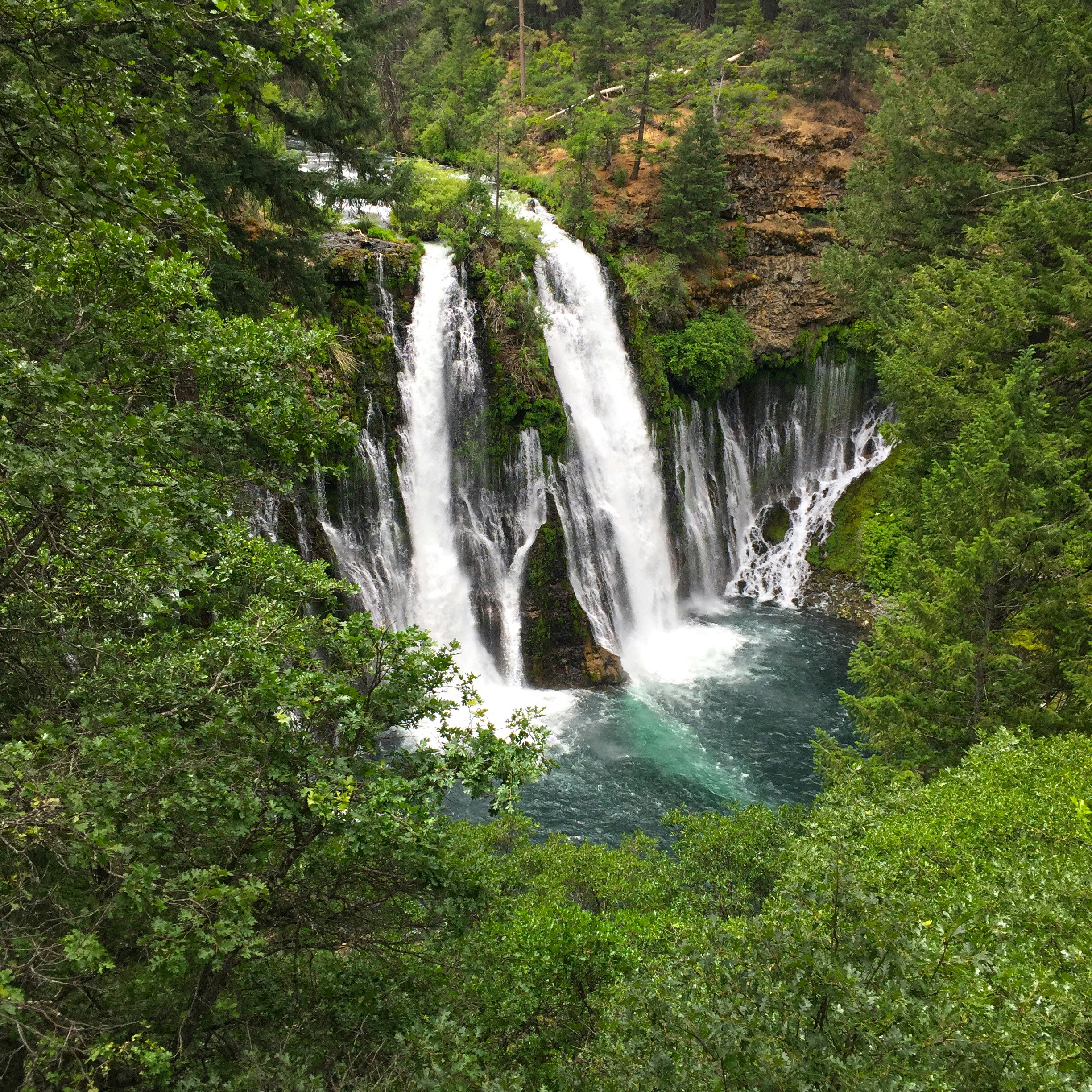 Cascada Feiticeira en la selva 2