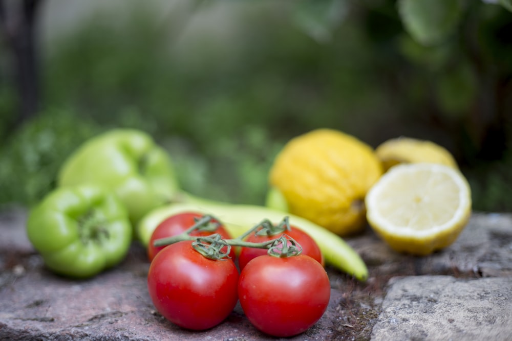 selective focus photography of cherry tomatoes