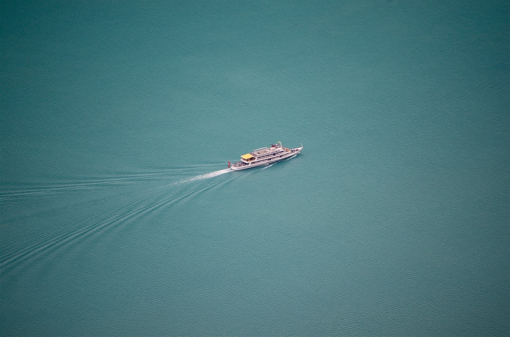 boat is sailing at the ocean