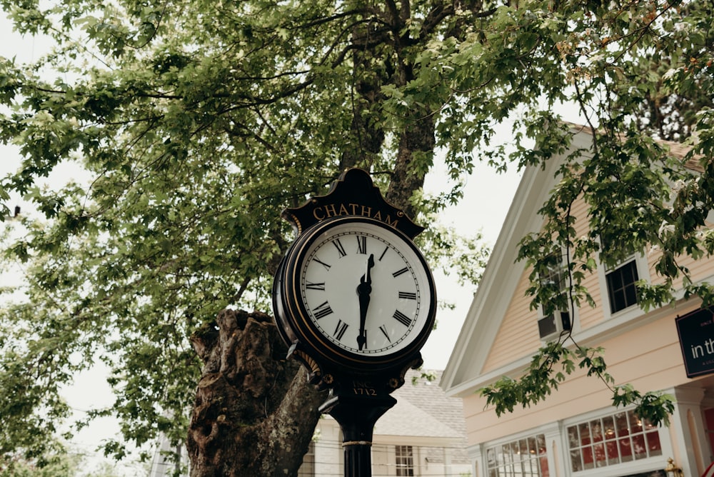 Chatham outdoor clock at 6:02