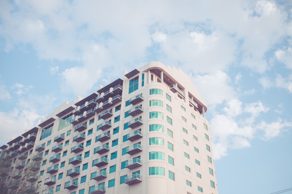 white high-rise concrete building