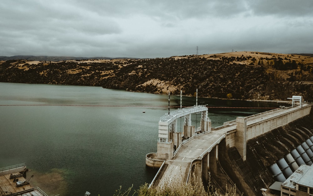 concrete bridge near dam