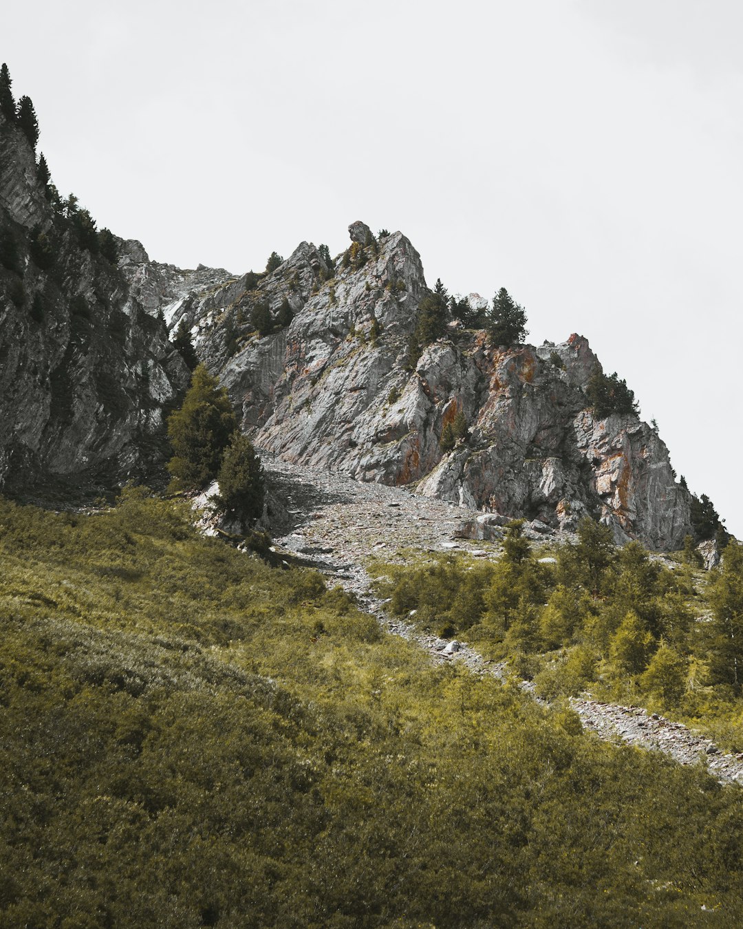 Hill photo spot Pierre Avoi Valais