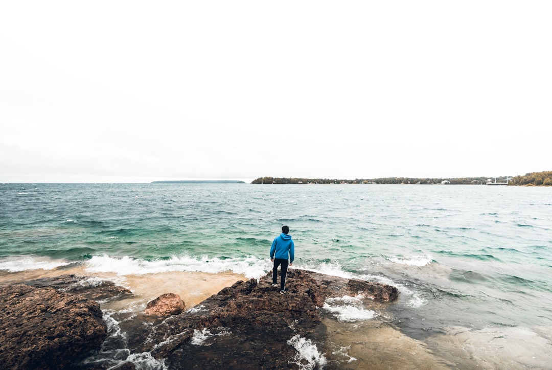 photo of Tobermory Beach near Bruce Trail