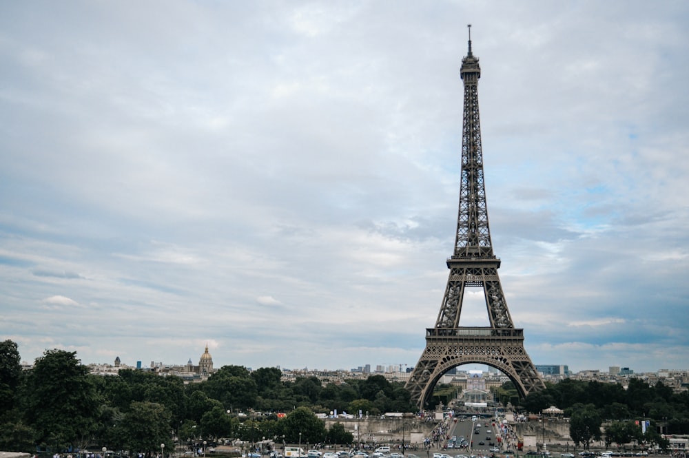 Torre Eiffel durante o dia