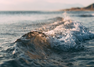 ocean wave at beach