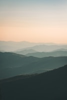 帖子配图：湖面风景