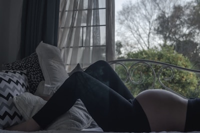 Comfortable patient accommodation with a view of a peaceful garden, ensuring rest and recovery.