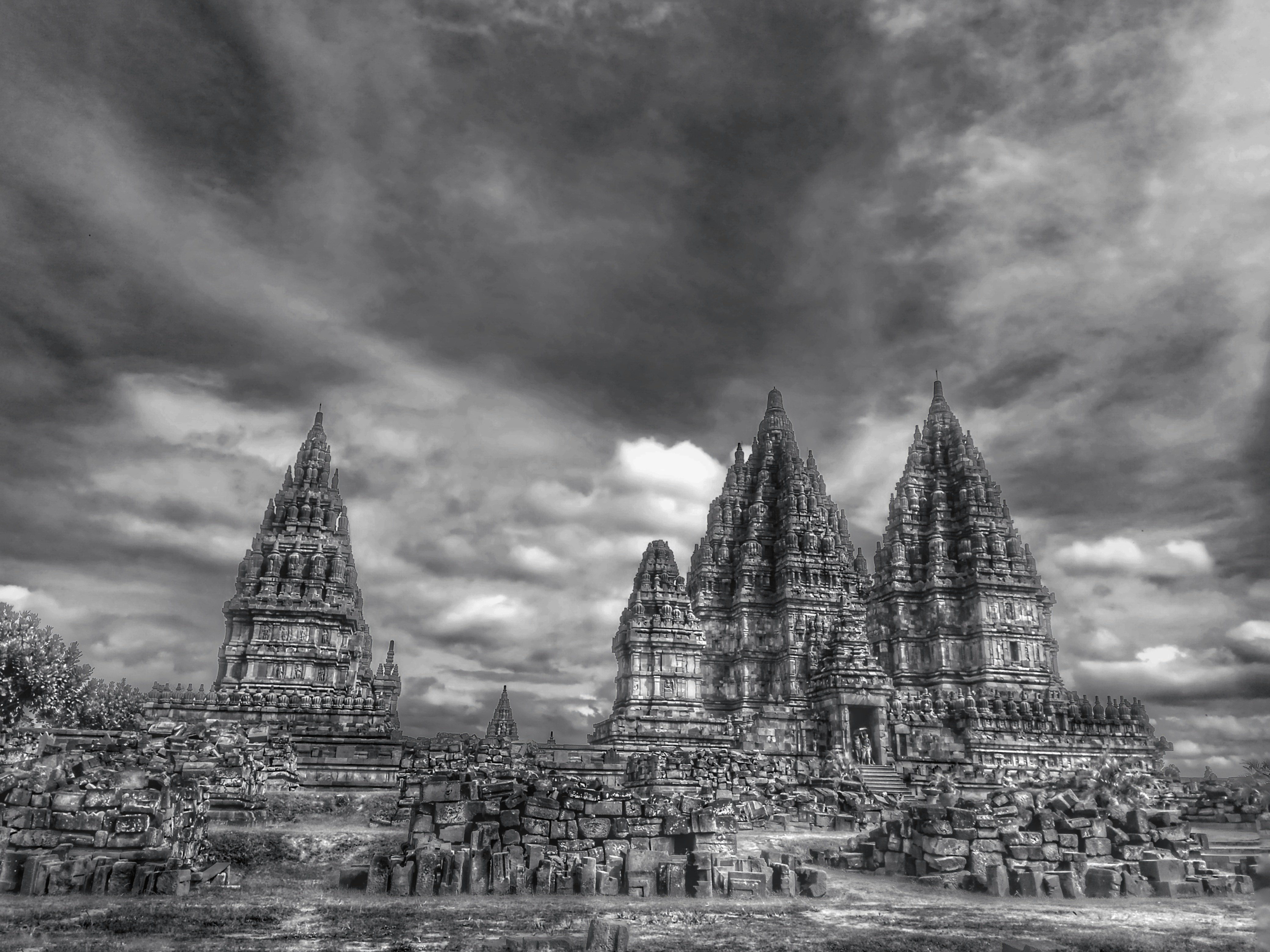 Keajaiban Arsitektur Kuno di Candi Prambanan