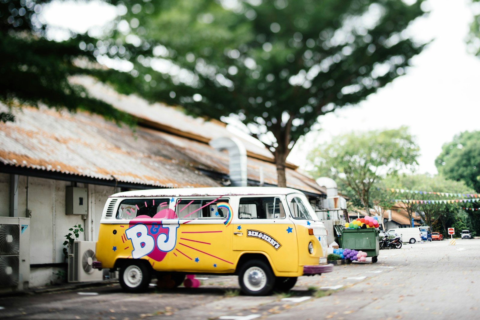 Nikon D750 + Nikon PC-E Nikkor 45mm F2.8D ED Tilt-Shift sample photo. Yellow and white volkswagen photography