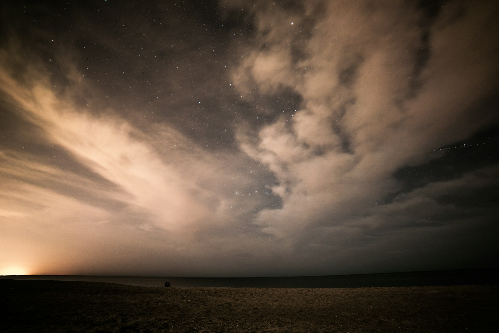 Nikon D810 + Samyang 14mm F2.8 ED AS IF UMC sample photo. White clouds during sunrise photography