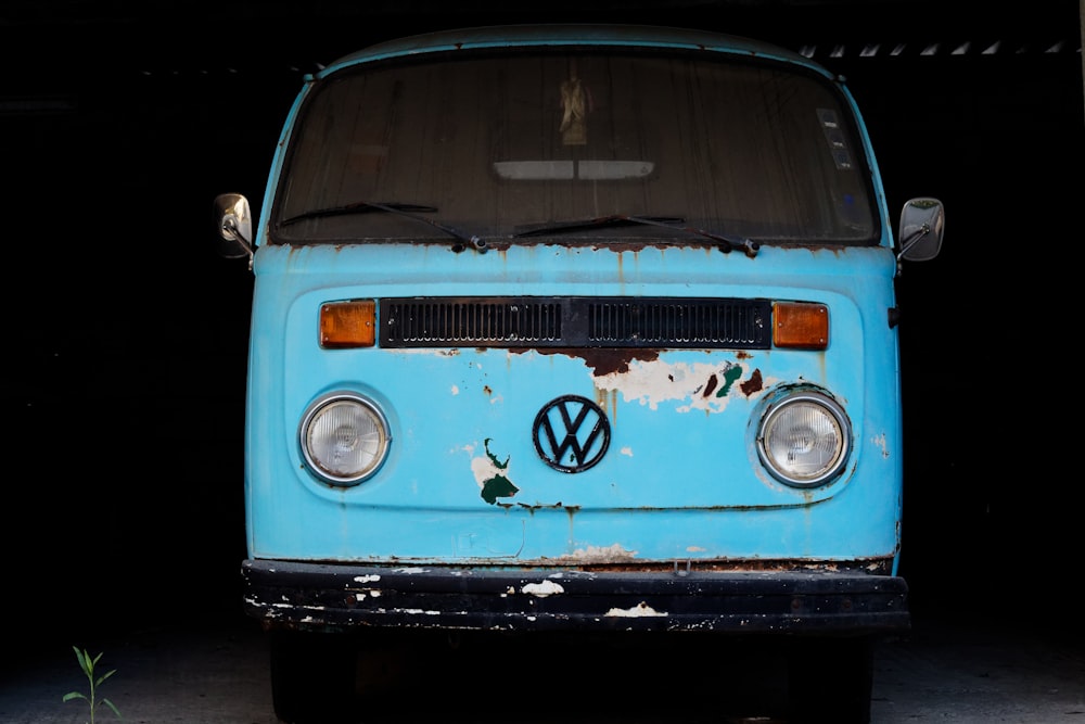 blue Volkswagen van