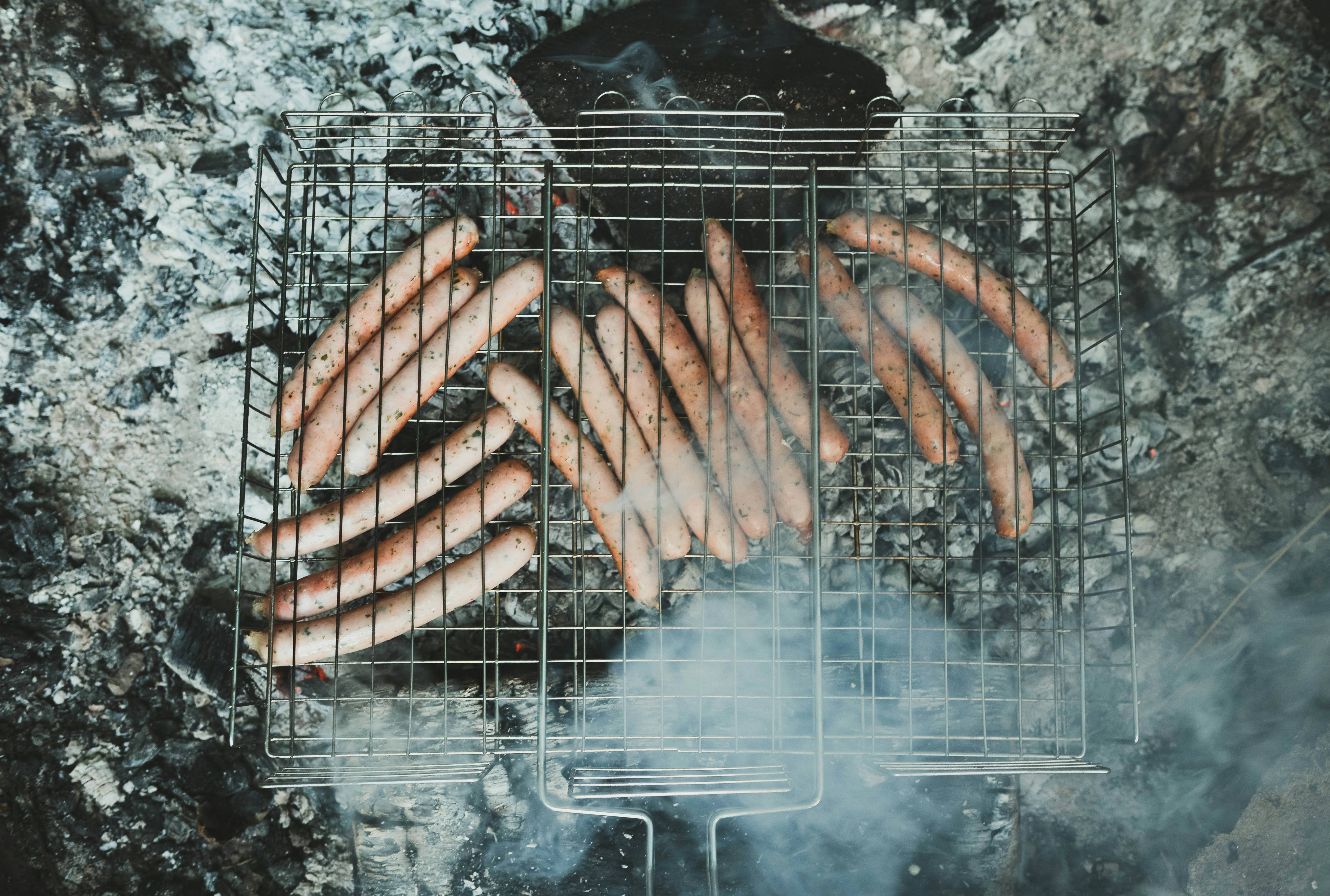 grilling sausage, BBQ COOKING