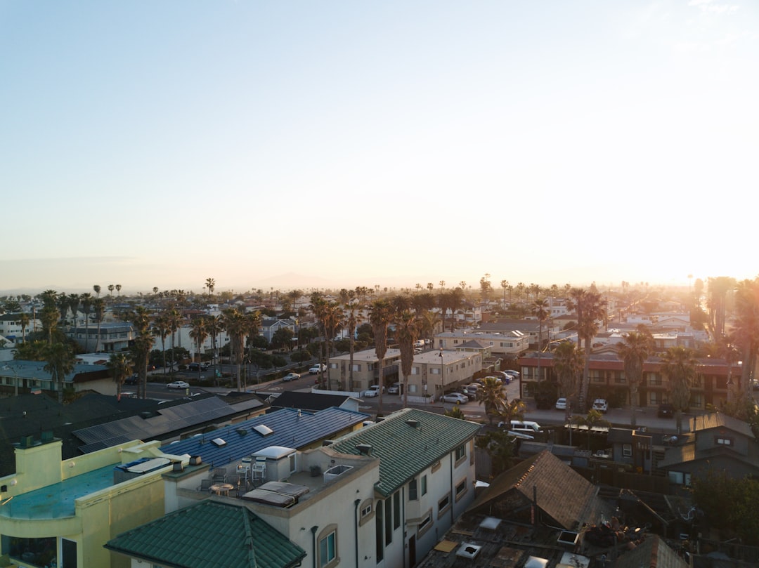 7 Hidden California Beach Towns Under