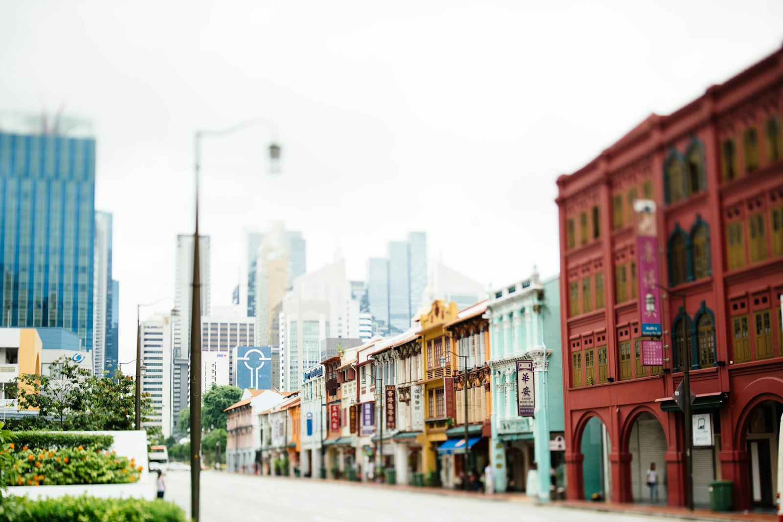 Nikon PC-E Nikkor 45mm F2.8D ED Tilt-Shift sample photo. Red, blue, and yellow photography